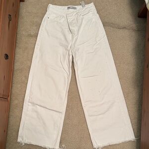 Zara Women's Cream Wide Leg Jeans